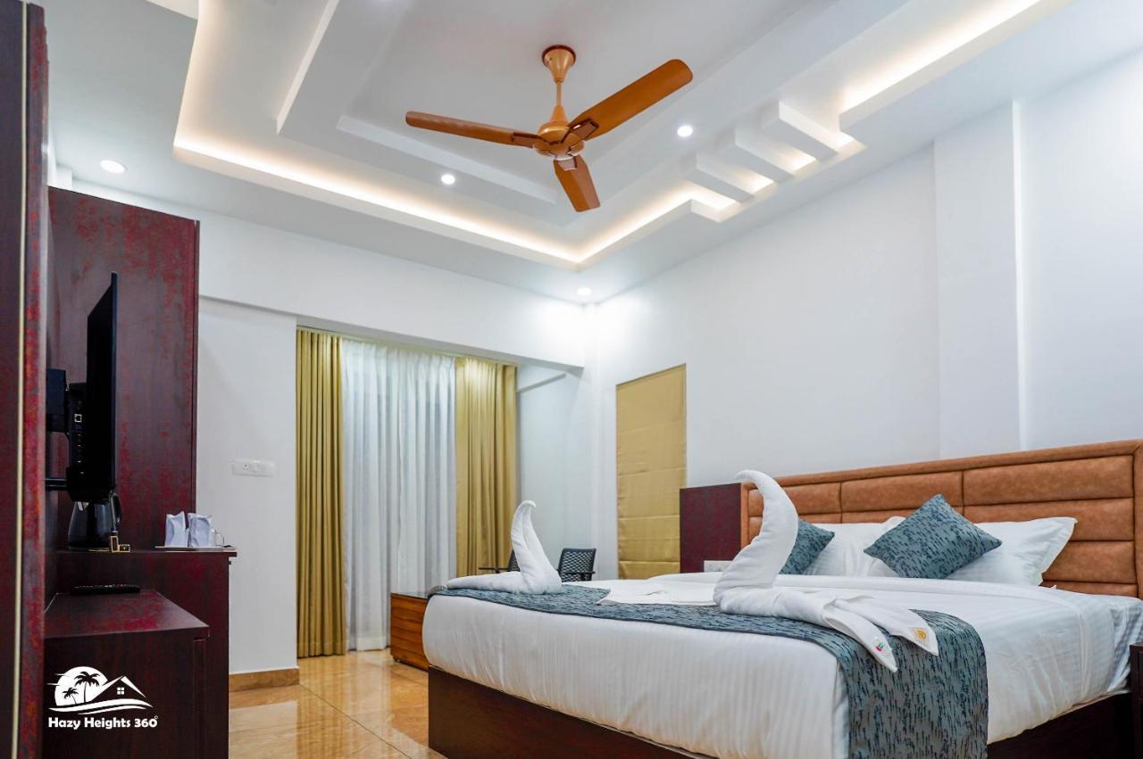 Hazy Heights 360 Hotel Munnar Bagian luar foto